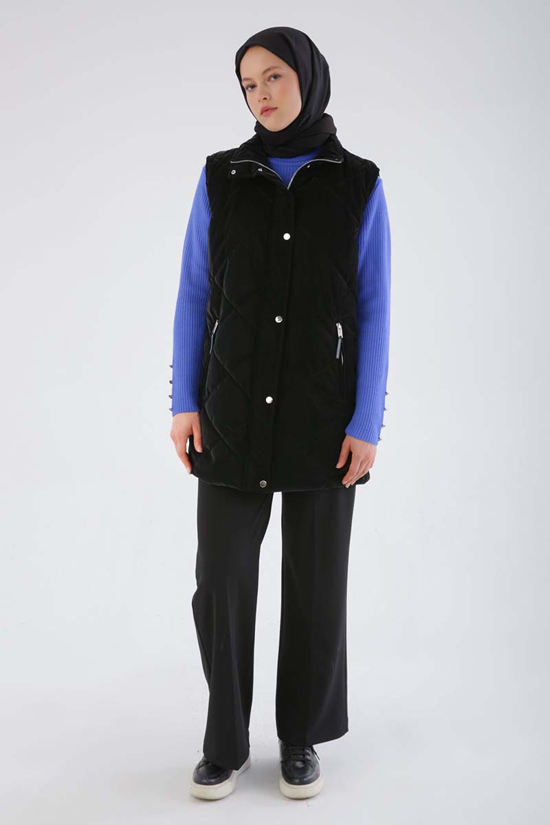 Quilted Puffer Vest with Snap Fastener and Zipper