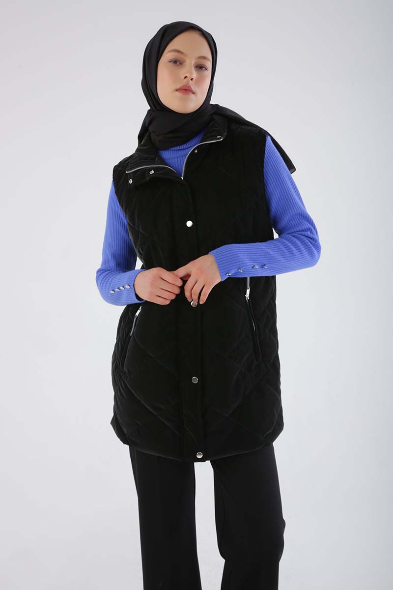 Quilted Puffer Vest with Snap Fastener and Zipper