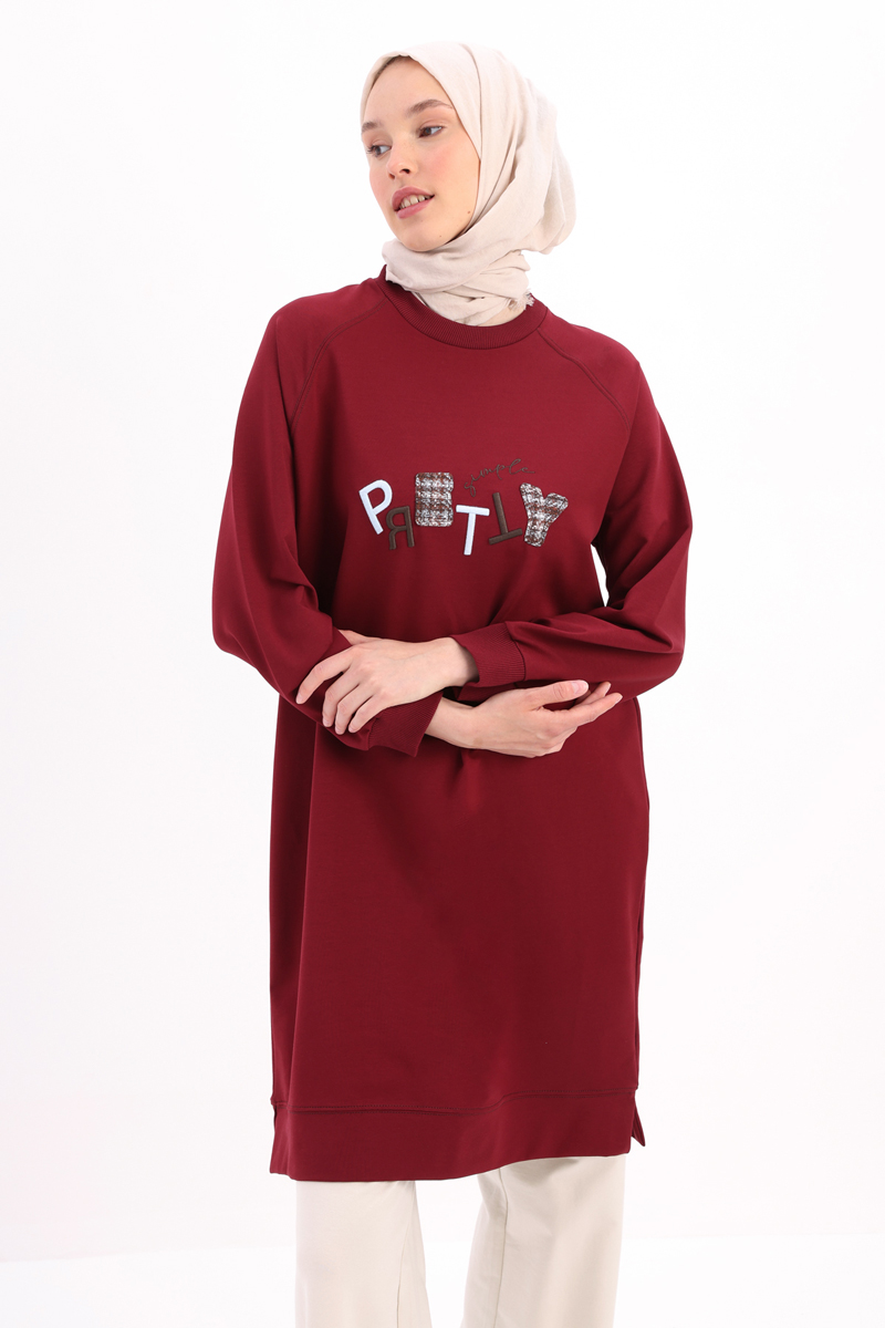 Pretty Embroidered Reglan Sleeve Sweat Tunic