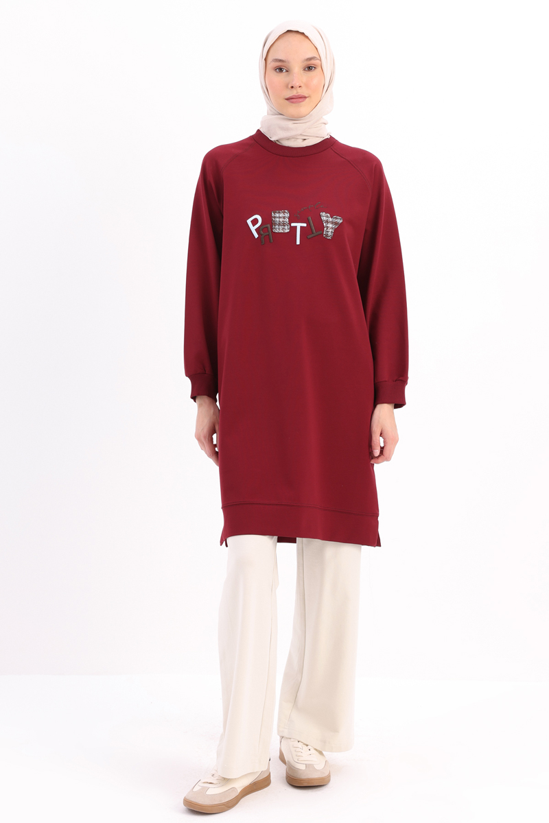 Pretty Embroidered Reglan Sleeve Sweat Tunic