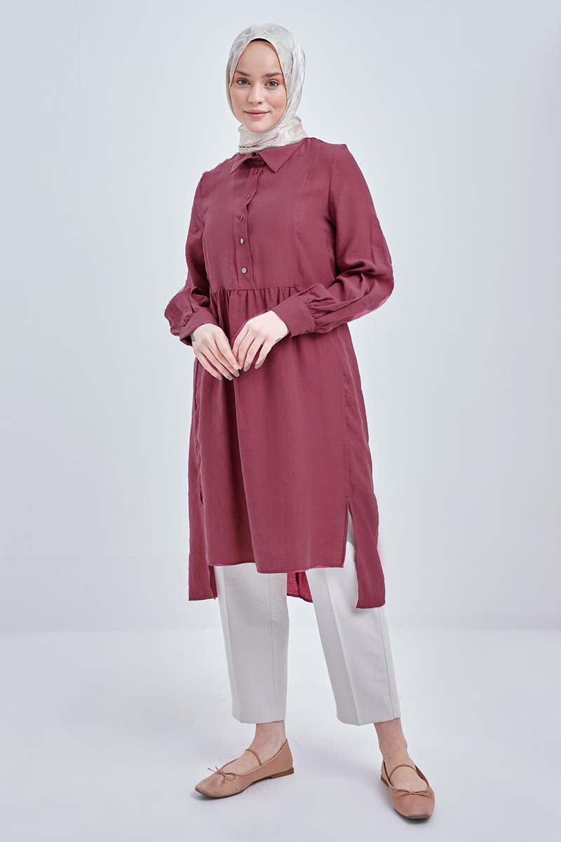 Half Patented Robed Tunic With Slits